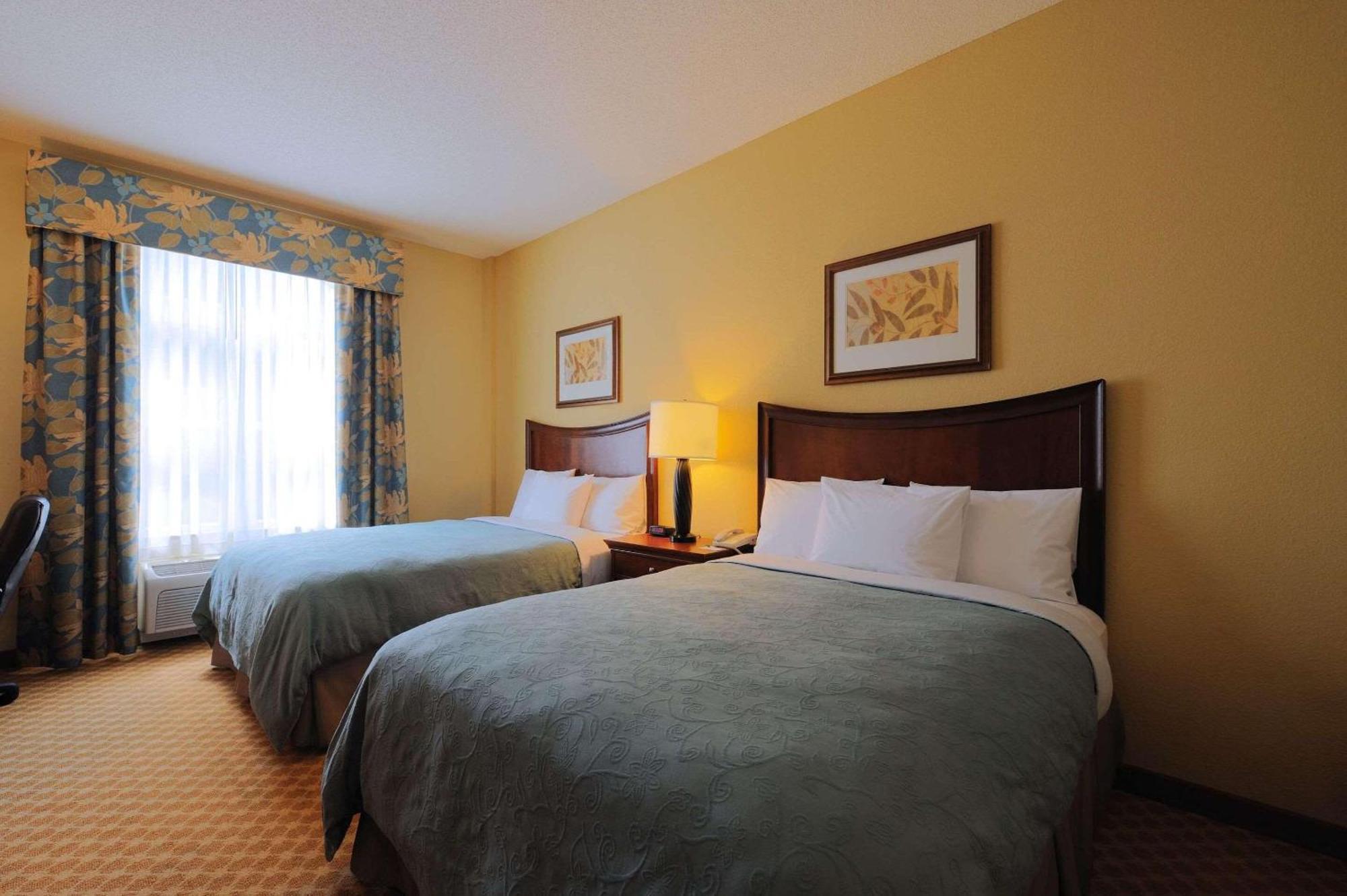 Spark By Hilton Orangeburg Rom bilde